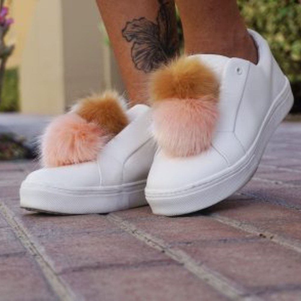 🆕 Sam Edelman Faux Fur Laceless Sneaker - Picture 4 of 4