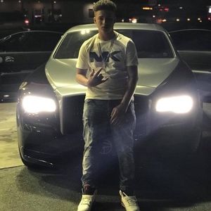 Meet your Posher, Brandon