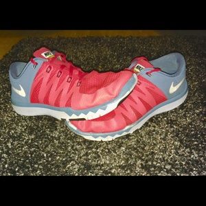 Nike "Free Trainer 5.0 V6" Training Shoe