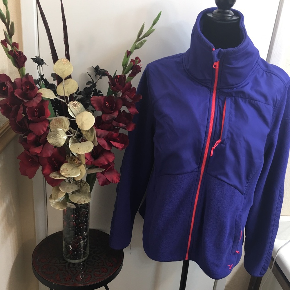 💜Old Navy Activewear Jacket💜✖️Bundle 2 + % Off✖️