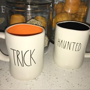 Mugs