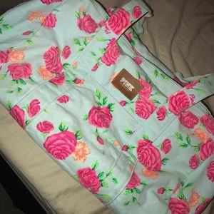 VS PINK duffle