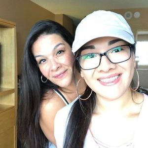 Meet your Posher, Monique