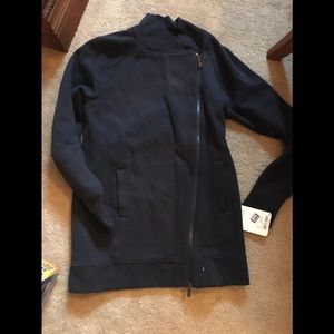 NWT back to it wrap size 4