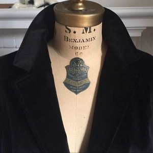 Beautiful, cotton velvet blazer.