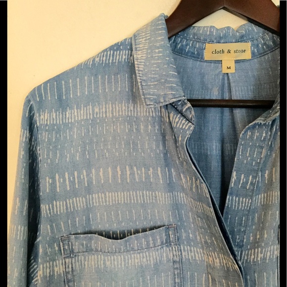 Anthropologie's Cloth & Stone Fray Shirt NWOT - Picture 6 of 7