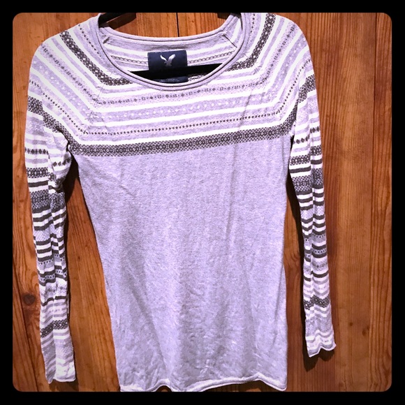 American Eagle Sweater - Picture 1 of 1
