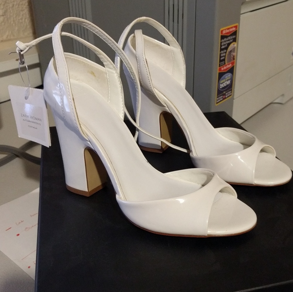 White patent heel sandal