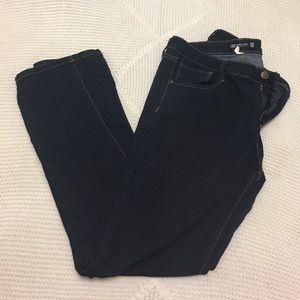 Stretchy skinny jeans