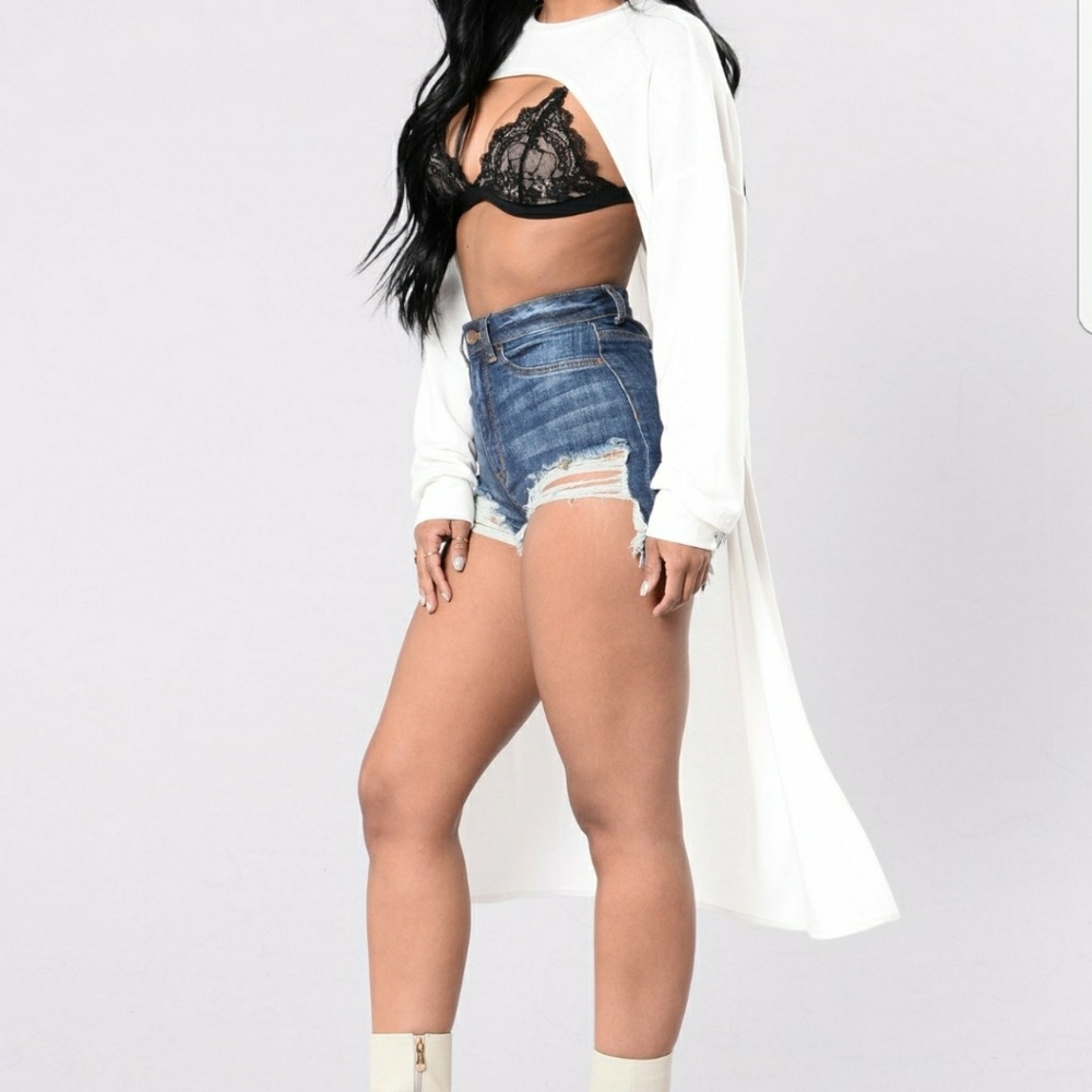 Fashion nova high low top