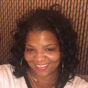 Meet your Posher, Latasha