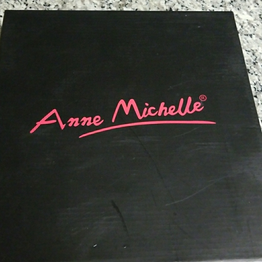 Anne michelle shoe