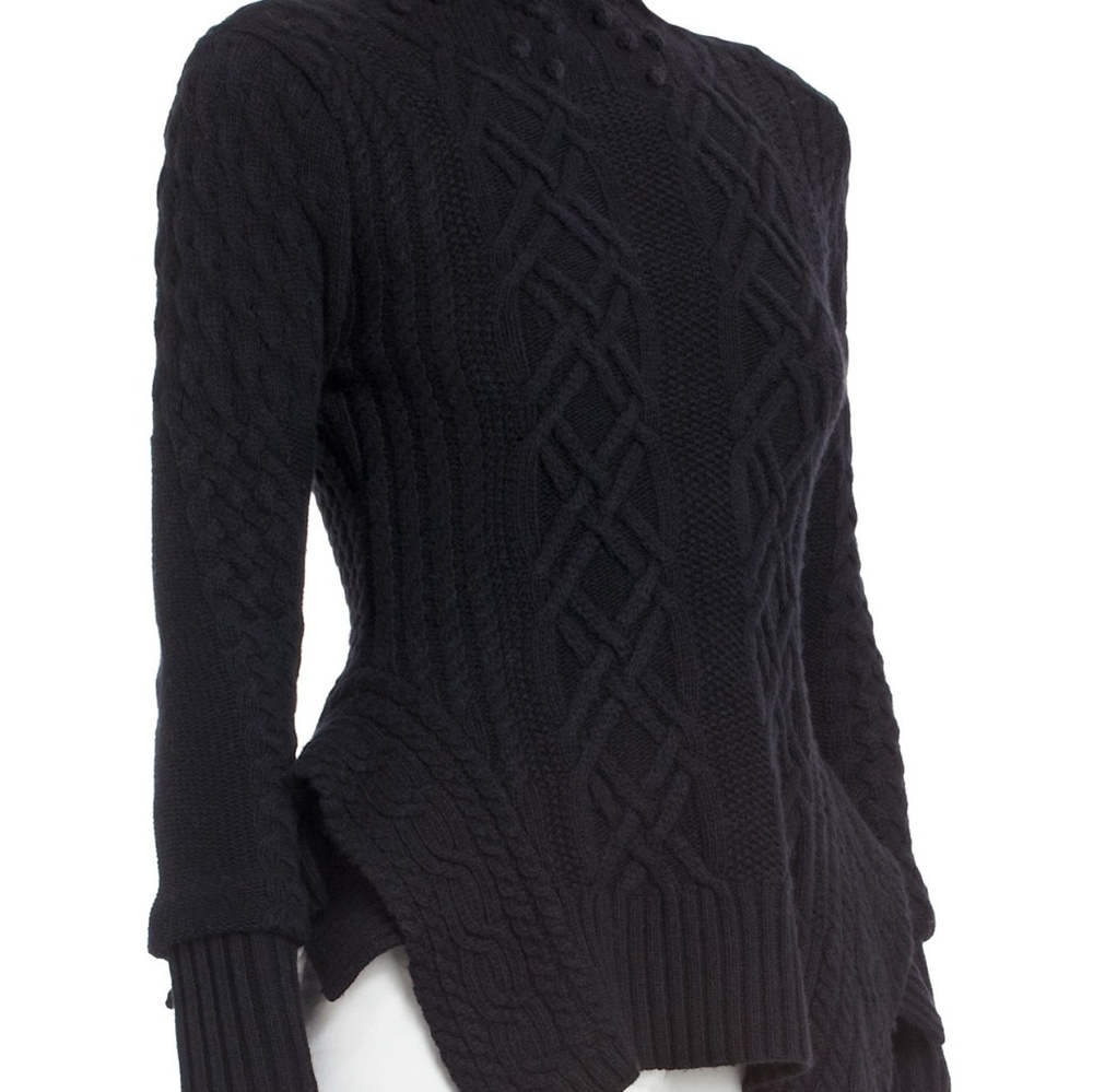 ISO BCBG Max Azria knit sweater