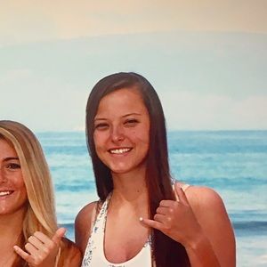 Meet your Posher, Mackenzie