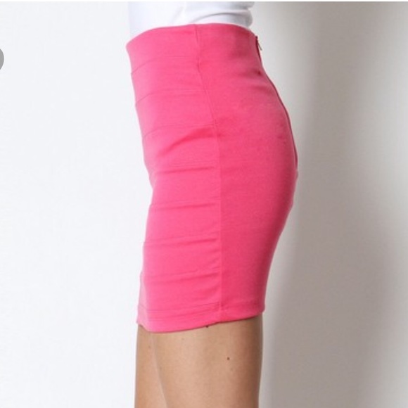 Sale! Hot Pink Bodycon Mini Skirt - Picture 4 of 5