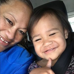 Meet your Posher, Ema