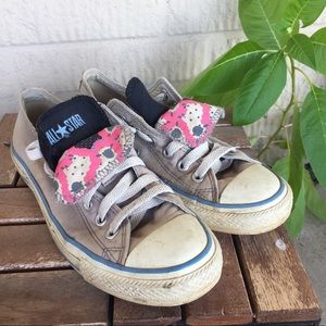 Double tongue, lowtop chucks