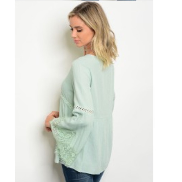 🍉Ainsley Mint Boho Lace Top 🏄🏽♀️ Summer Sale - Picture 2 of 5