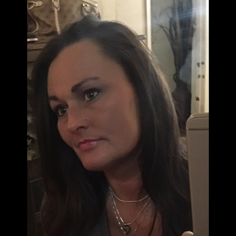 Meet your Posher, Shellie