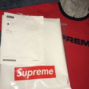 SUPREME HOODIE