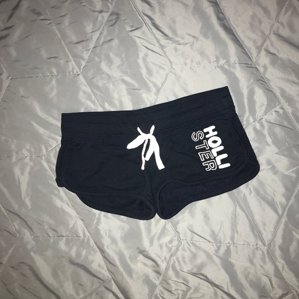 Hollister booty shorts