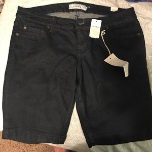 NWT black jean shorts