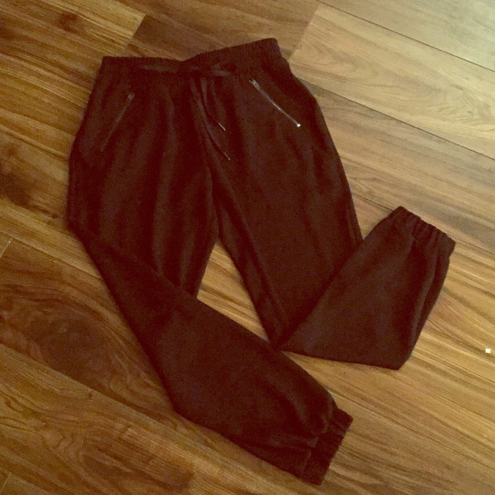 Drawstring jogger pants