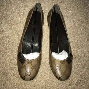 Authentic Gucci flats