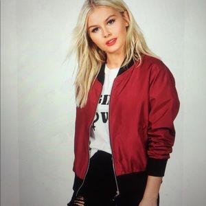 Maroon bomber jacket (cropped)