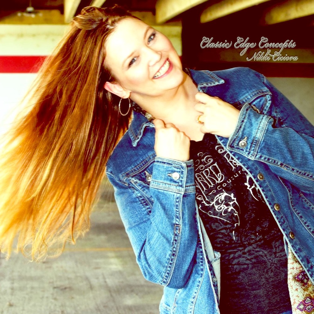 Meet your Posher, Cricket