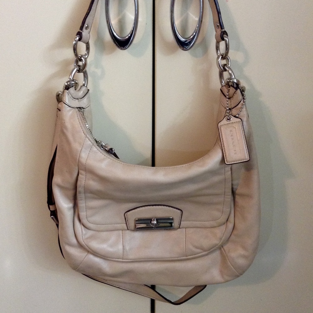 Authentic Coach tan/cream crossbody