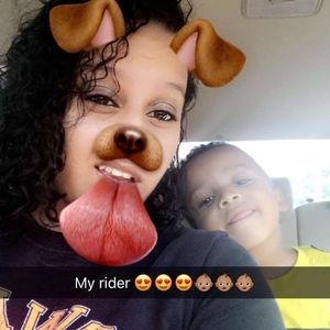 Meet your Posher, Lashaunda