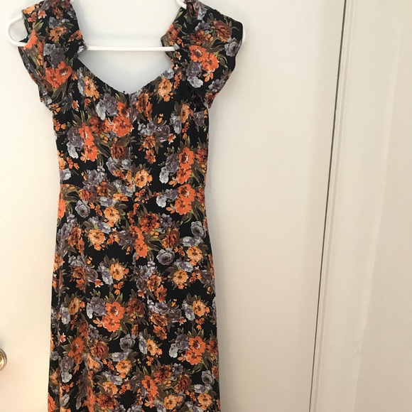 Nasty Gal Olivaceous off the shoulder dress - Picture 5 of 8