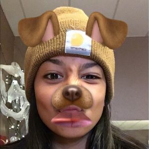 Meet your Posher, Nelly