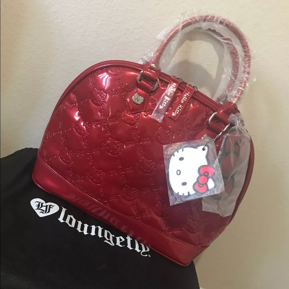 Hello kitty bag.