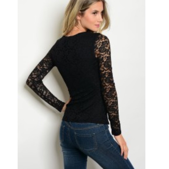 🥂Black Lace Top 🌟 - Picture 2 of 2