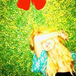 Meet your Posher, Shawnie