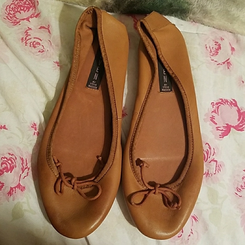 Steve Madden ballet flats