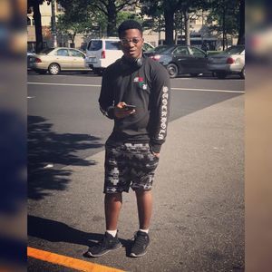 Meet your Posher, Akeem