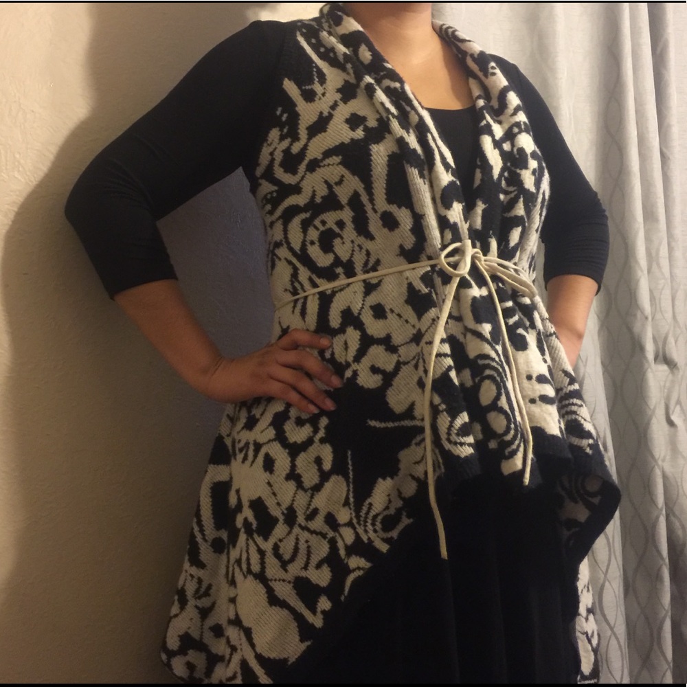 Bcbg MAXAZRIA cardigan vest