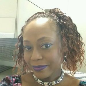 Meet your Posher, Ingrid