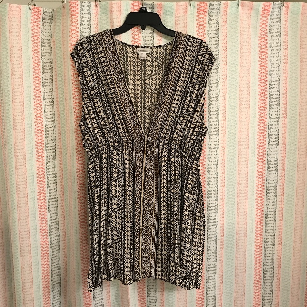 SOLD - Motherhood Maternity Tunic Top - Size XL
