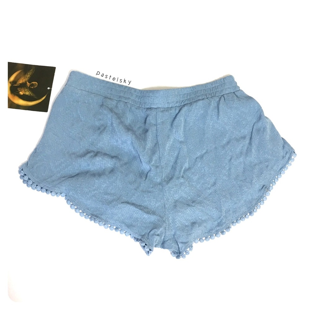 🆕 LUNA CHIX tassels pom pom shorts - Picture 2 of 6