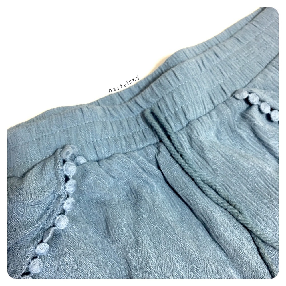 🆕 LUNA CHIX tassels pom pom shorts - Picture 3 of 6