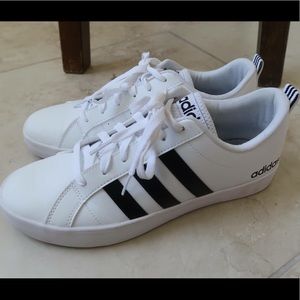 Woman's Adidas