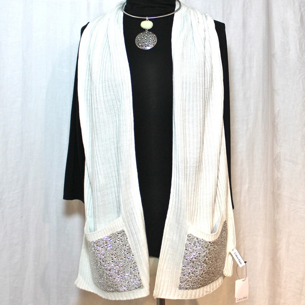 CLEARANCE—NWT—Creme Silver Beaded Scarf—PRICE FIRM