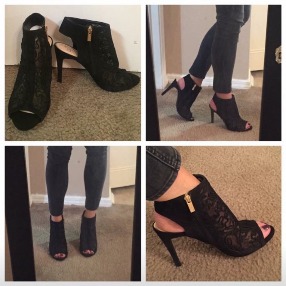 Jessica Simspon Lace Heels