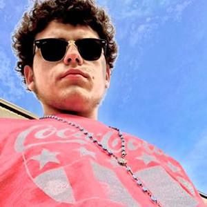 Meet your Posher, Joshua