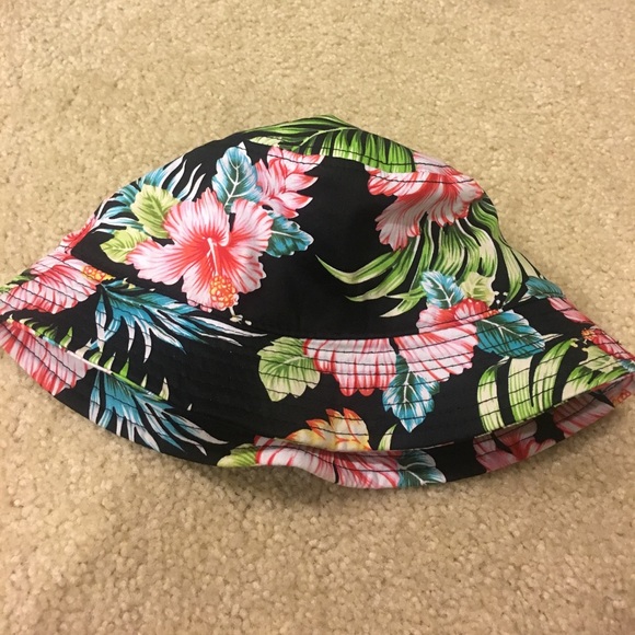 Bucket hat - Picture 2 of 3