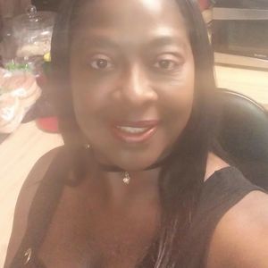 Meet your Posher, Sylvia